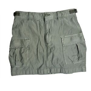 Aritzia TNA Green Cargo Mini Skirt Size 6